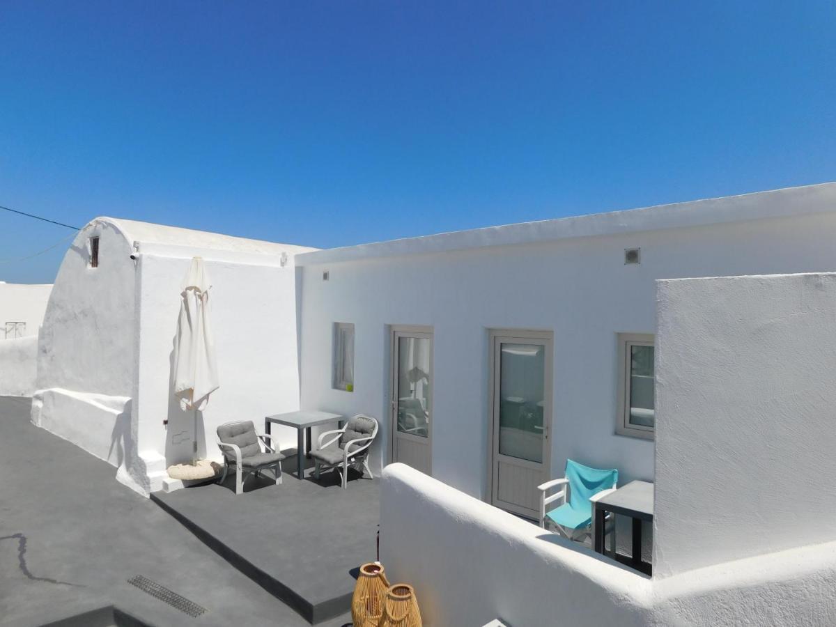 Livin Santorini - Center Rooms Santorini Island Exterior photo