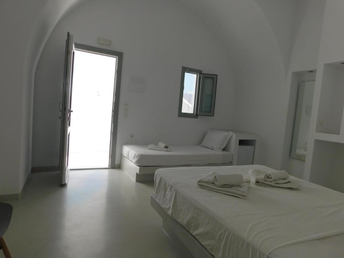 Livin Santorini - Center Rooms Santorini Island Room photo