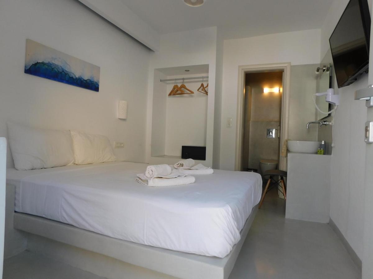 Livin Santorini - Center Rooms Santorini Island Room photo