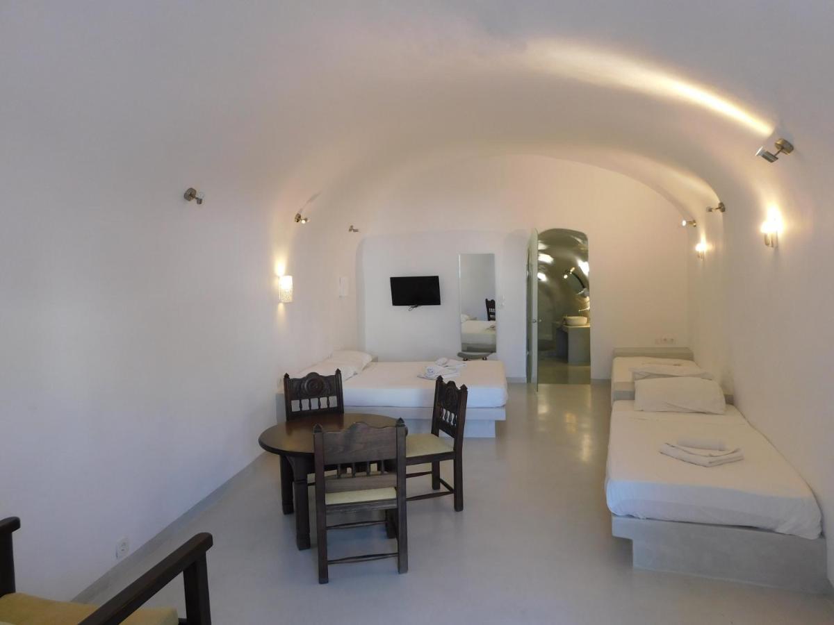 Livin Santorini - Center Rooms Santorini Island Exterior photo