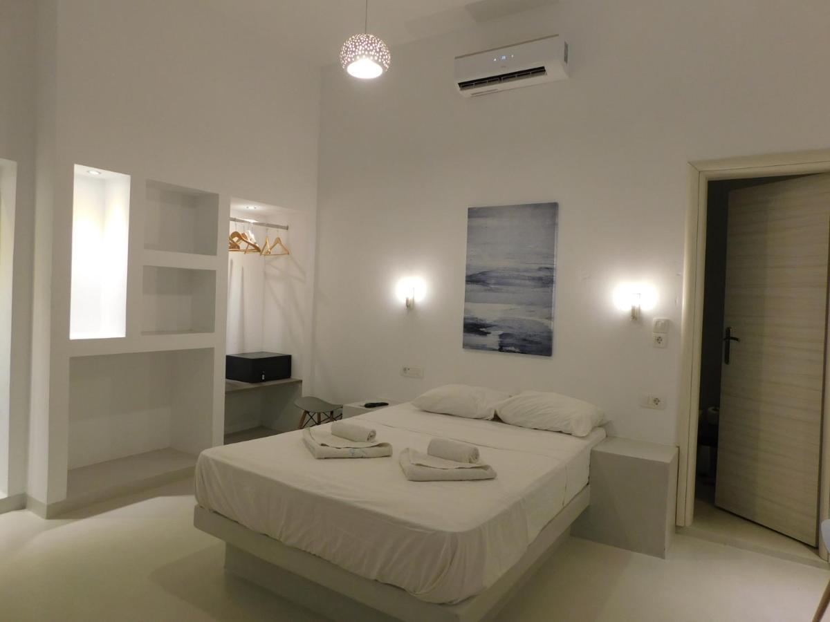 Livin Santorini - Center Rooms Santorini Island Room photo